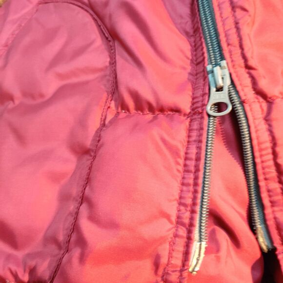 80s BTTF McFly Class 5 Mountaineering USA Made Goose Down Vest  Size L Burgundy - Picture 9 of 10